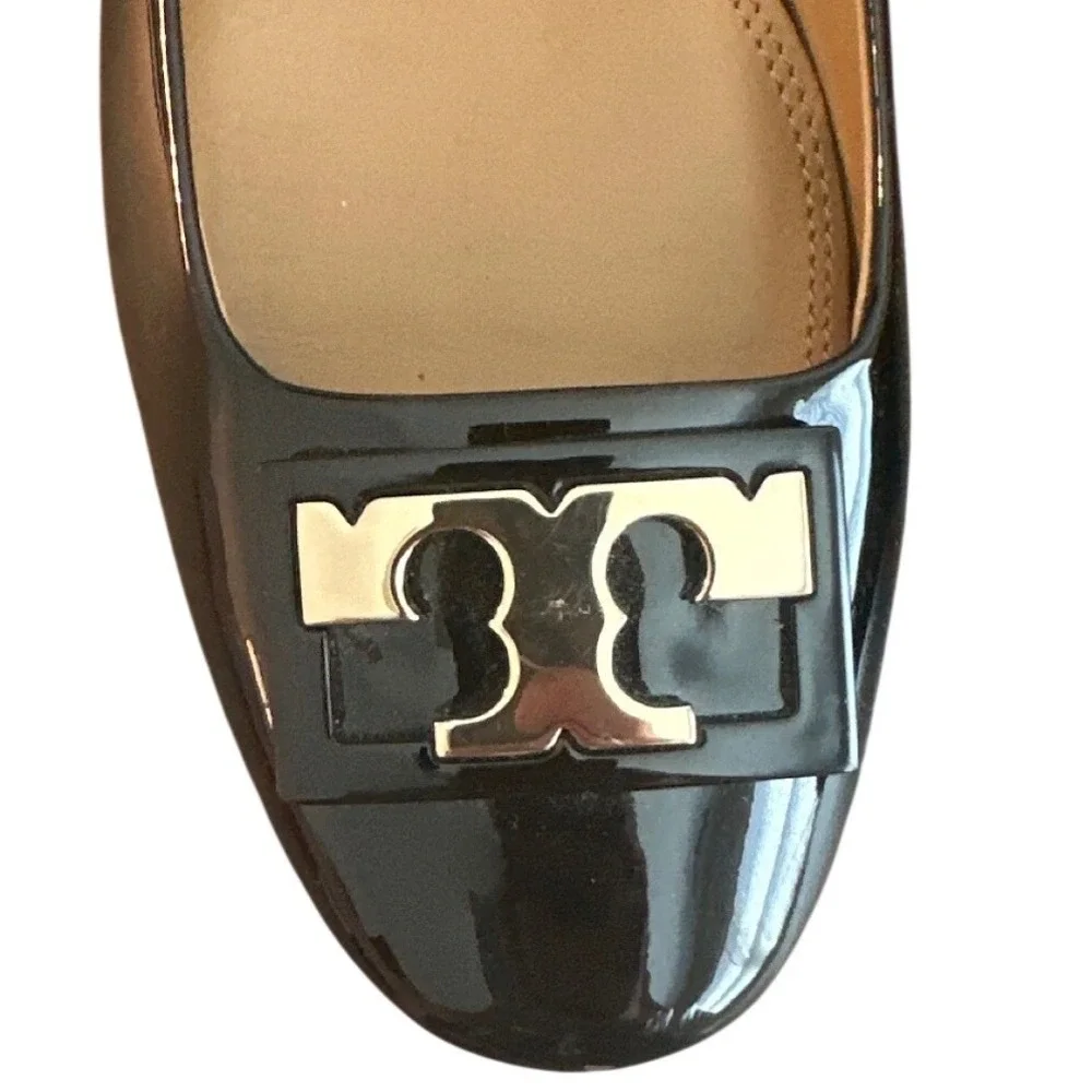 Tory Burch Gigi Black Patent Leather Block Heel Pumps Gold Logo Size 8.5